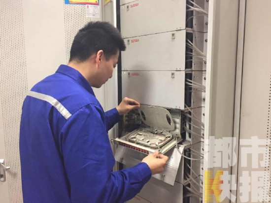 地鐵“信號兵”:把手機網(wǎng)絡(luò)帶入地鐵的人 地鐵“信號兵”:把手機網(wǎng)絡(luò)帶入地鐵的人